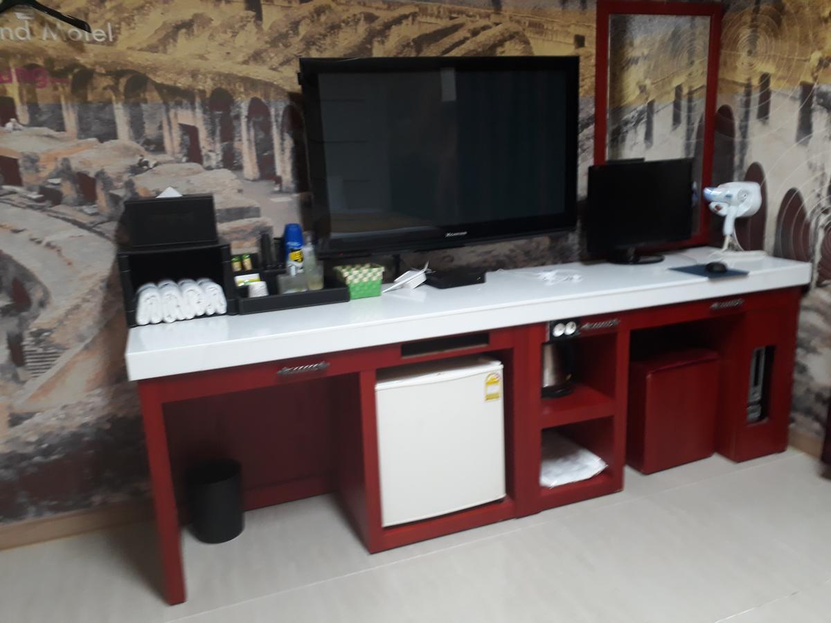 Diamond Motel Sacheon Εξωτερικό φωτογραφία