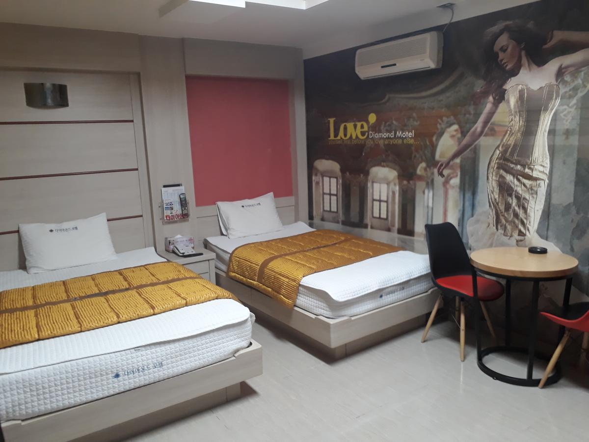 Diamond Motel Sacheon Εξωτερικό φωτογραφία