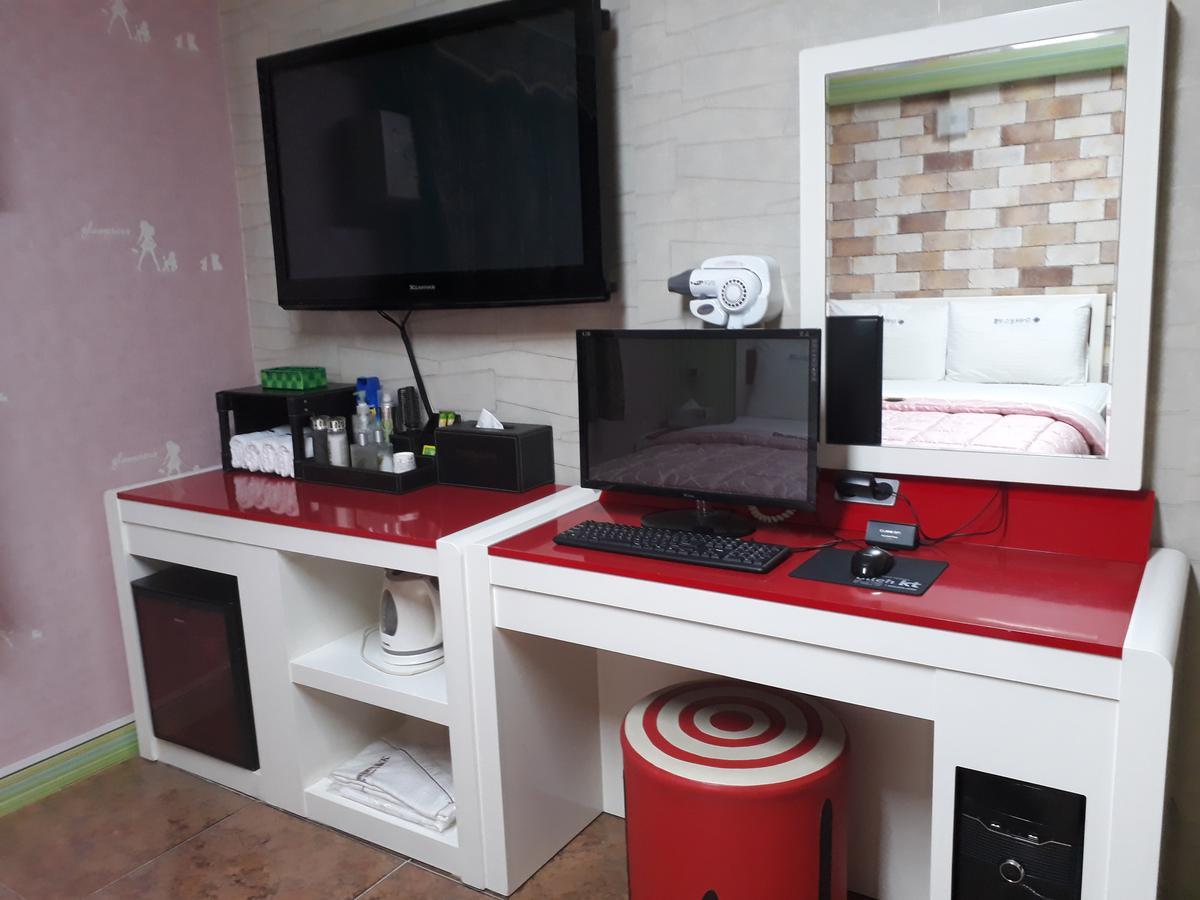 Diamond Motel Sacheon Εξωτερικό φωτογραφία