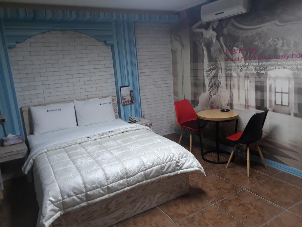 Diamond Motel Sacheon Εξωτερικό φωτογραφία